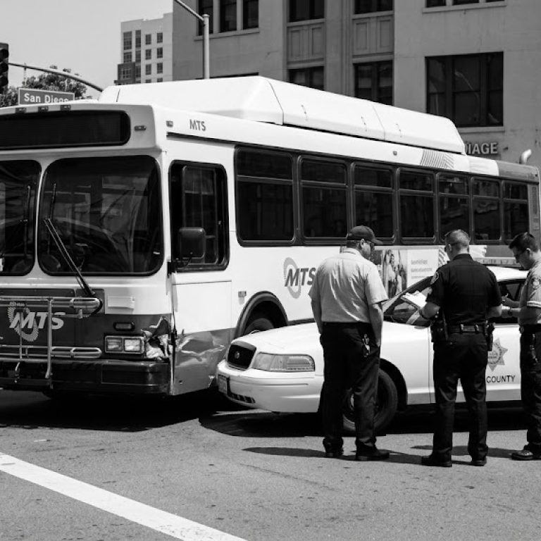 Crashes Involving an MTS Bus or Government Vehicle in San Diego